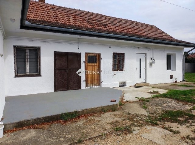 Eladó családi ház, Gyálon 95 M Ft, 1 szobás