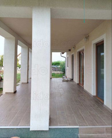 Eladó családi ház, Felsőörsön 119.75 M Ft, 5 szobás