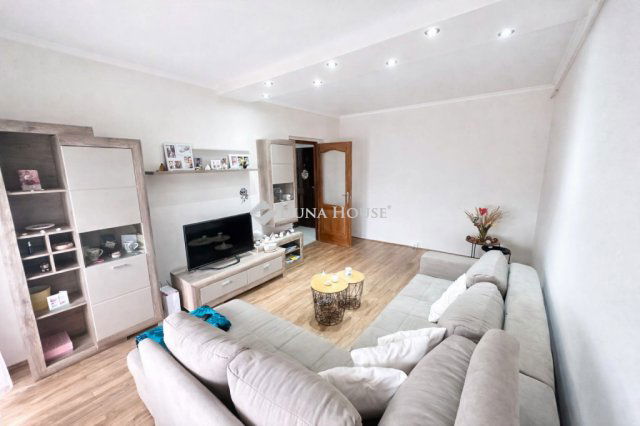 Eladó panellakás, Győrött 57.9 M Ft, 2 szobás