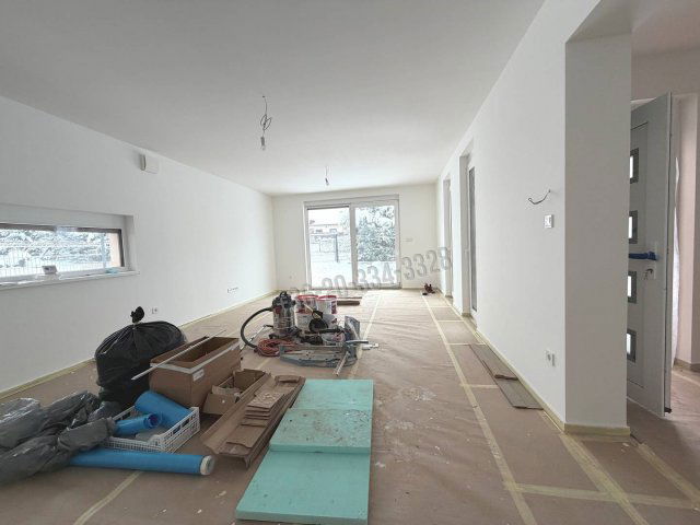 Eladó családi ház, Veresegyházon 146.8 M Ft, 5 szobás