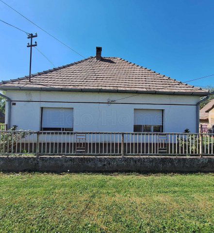 Eladó családi ház, Osztopánon 18 M Ft, 6 szobás