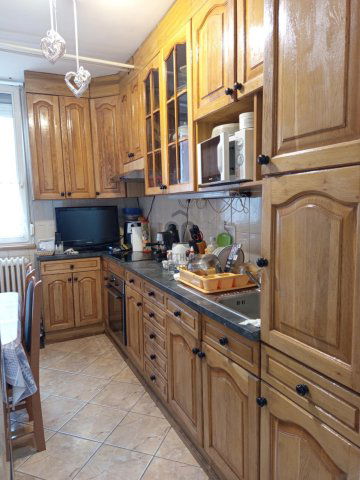 Eladó téglalakás, Tatabányán 46.5 M Ft, 2 szobás