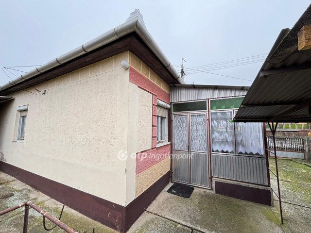Eladó családi ház, Hajdúdorogon 29.9 M Ft, 2 szobás