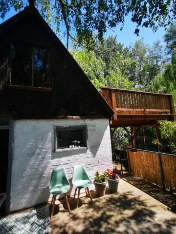 Eladó nyaraló, Szentendrén 41.5 M Ft, 2 szobás