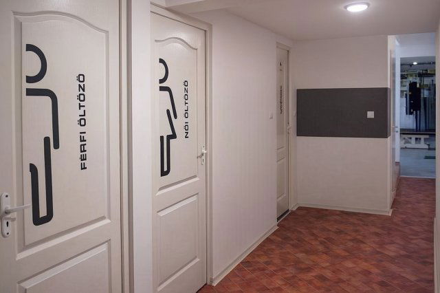 Kiadó üzlethelyiség, Zalaegerszegen 120 E Ft / hó, 4 szobás