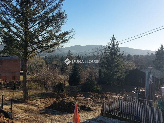 Eladó telek, Budapesten, II. kerületben 88 M Ft