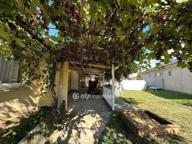 Eladó családi ház, Nyírpazonyon 27.49 M Ft, 1+1 szobás