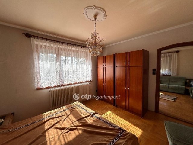 Eladó családi ház, Alsónémediben 119 M Ft, 5+1 szobás