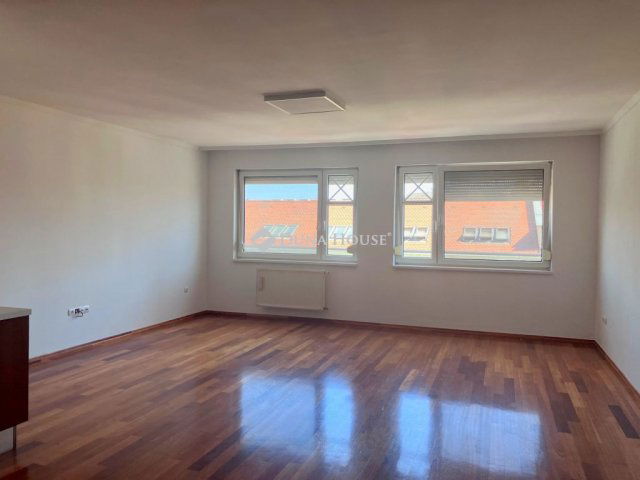 Kiadó téglalakás, albérlet, Nyíregyházán 320 E Ft / hó