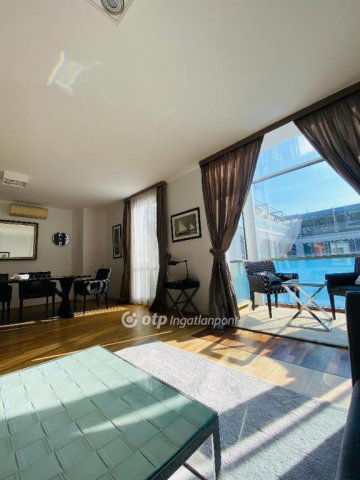 Kiadó téglalakás, albérlet, Budapesten, V. kerületben, 4 szobás