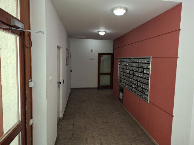 Eladó garázs, Budapesten, IX. kerületben, Páva utcában 11.9 M Ft