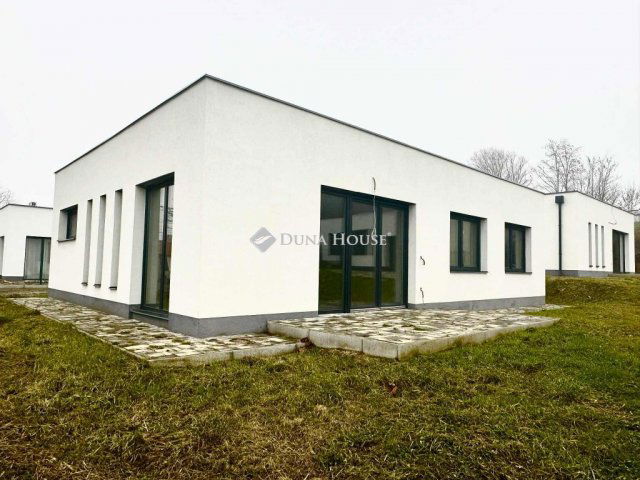 Eladó családi ház, Zalaegerszegen 75 M Ft, 4 szobás