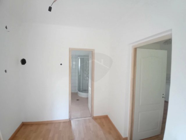 Eladó családi ház, Ecsegen 13 M Ft, 1 szobás
