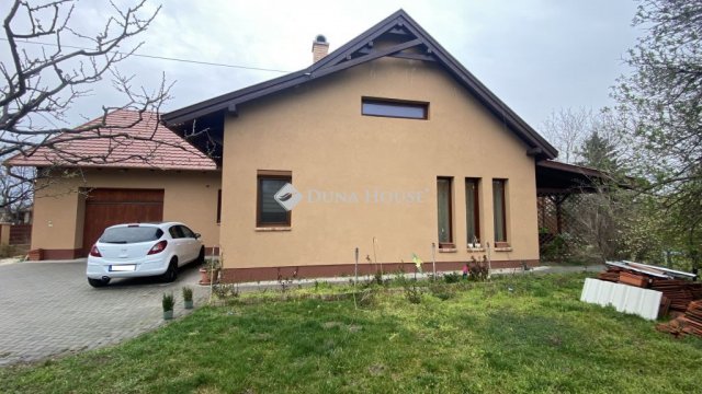 Eladó családi ház, Tápióbicskén 83 M Ft, 3 szobás