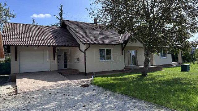 Eladó családi ház, Balatonszentgyörgyön 134 M Ft, 4 szobás