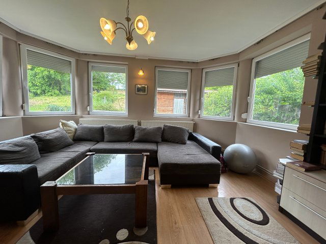 Eladó családi ház, Polányon 67 M Ft, 7 szobás