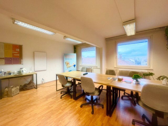 Kiadó iroda, Szegeden 200 E Ft / hó / költözzbe.hu