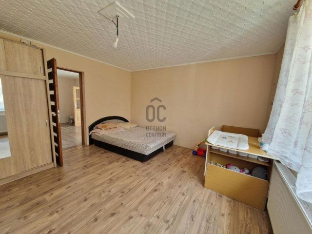 Eladó családi ház, Abonyban 35 M Ft, 4 szobás