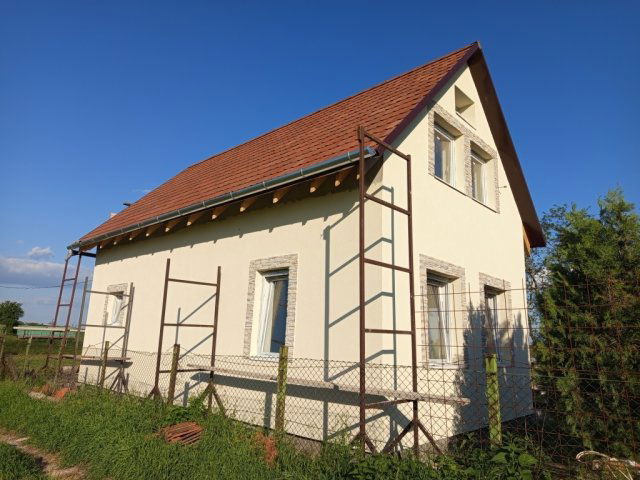 Eladó családi ház, Dömsödön 81.9 M Ft, 11 szobás