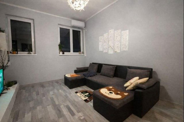 Eladó téglalakás, Budapesten, XXI. kerületben 33 M Ft, 2 szobás