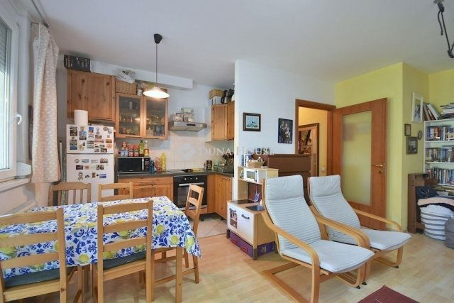 Eladó téglalakás, Budapesten, XIV. kerületben 92.9 M Ft