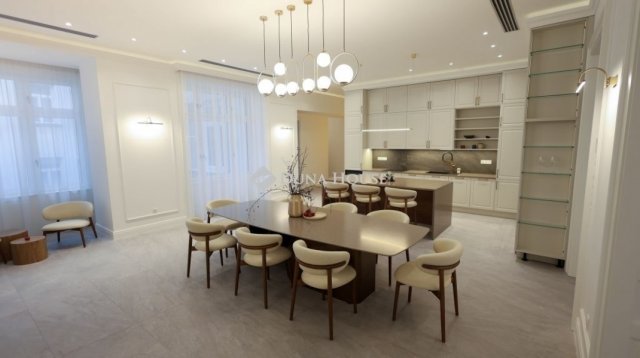 Eladó téglalakás, Budapesten, V. kerületben 849 M Ft, 6 szobás