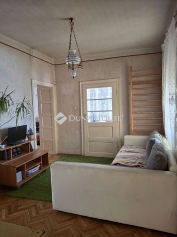 Eladó családi ház, Tápiószecsőn 43 M Ft, 3 szobás