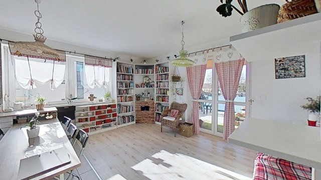 Eladó téglalakás, Székesfehérvárott 119.9 M Ft, 3 szobás