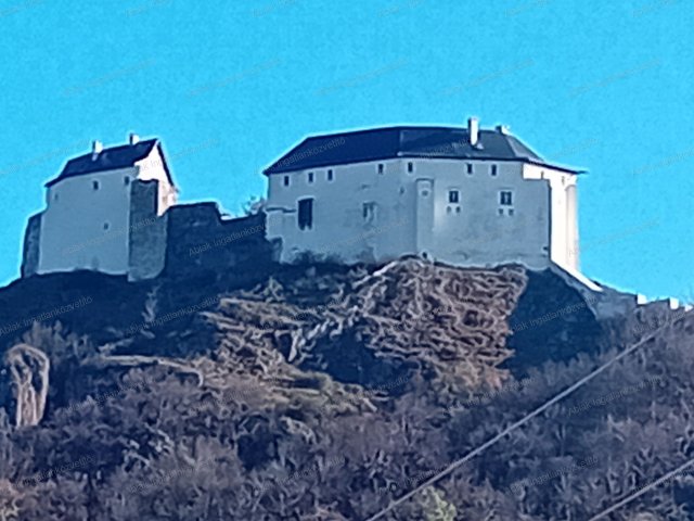 Eladó üzlethelyiség, Füzéren 155 M Ft, 7 szobás