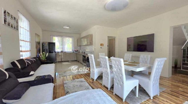 Eladó sorház, Budapesten, XVIII. kerületben 140 M Ft, 3 szobás