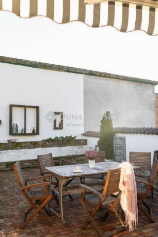 Eladó téglalakás, Mohácson 79.9 M Ft, 4 szobás