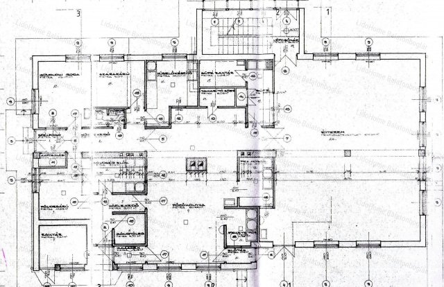Eladó üzlethelyiség, Balatonbogláron 119 M Ft, 12 szobás