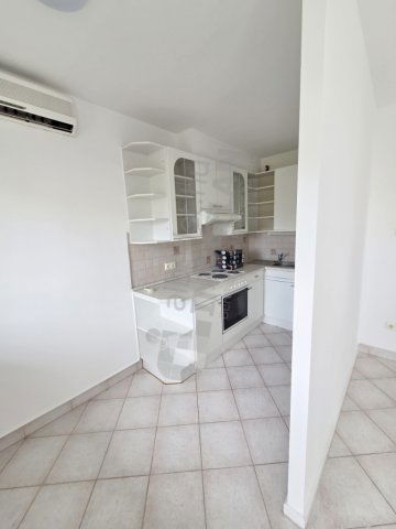 Kiadó téglalakás, albérlet, XI. kerületben, Ulászló utcában