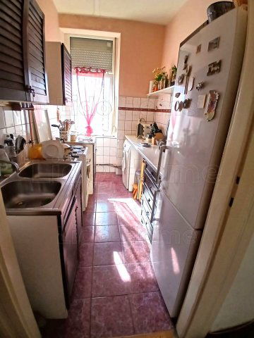 Eladó téglalakás, Győrött 51.59 M Ft, 3 szobás