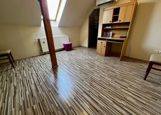 Eladó családi ház, Kecskeméten 124.9 M Ft, 3 szobás