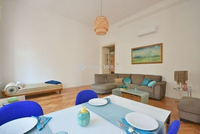 Eladó téglalakás, Budapesten, I. kerületben 169.9 M Ft, 2 szobás