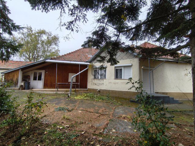 Eladó családi ház, Domoszlón 16 M Ft, 2 szobás