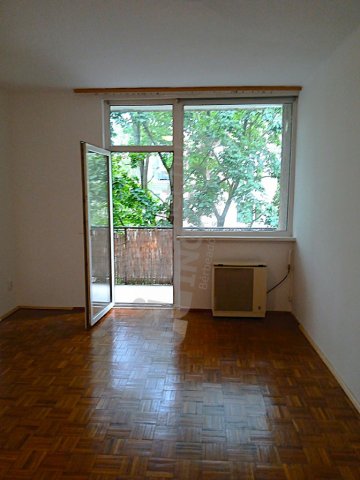 Kiadó téglalakás, albérlet, XVI. kerületben, Szalmarózsa utcában