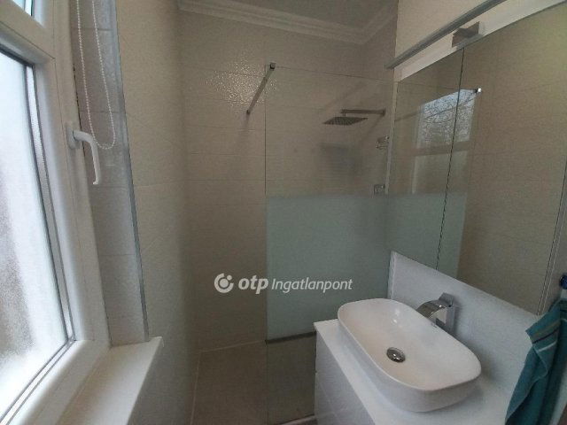 Eladó téglalakás, Budapesten, IX. kerületben 79.9 M Ft, 2 szobás