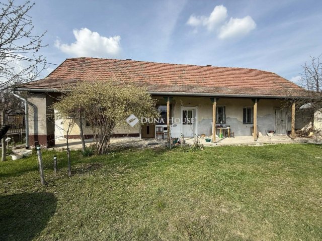 Eladó családi ház, Szabadszálláson 16.9 M Ft, 3 szobás