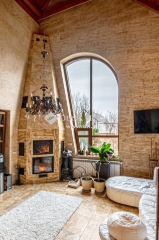 Eladó családi ház, Budajenőn 750 M Ft, 5 szobás