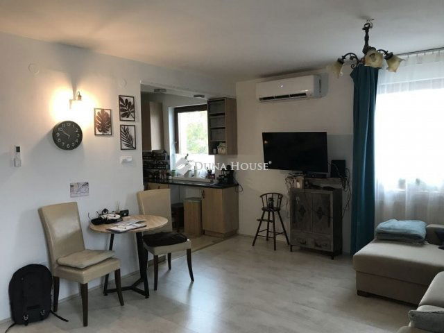 Eladó családi ház, Mohán 95 M Ft, 5 szobás