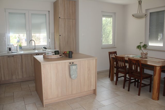 Eladó családi ház, Sarródon 89 M Ft, 1 szobás