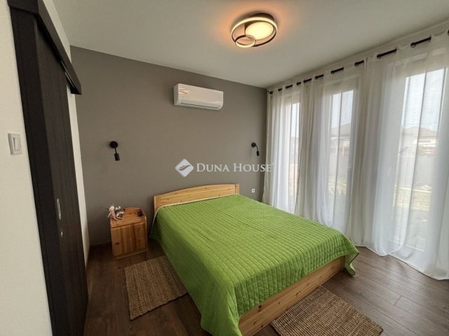 Eladó családi ház, Kecskeméten 134.99 M Ft, 4 szobás