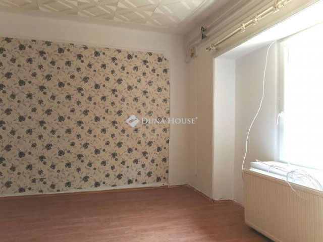 Eladó családi ház, Sátoraljaújhelyen 14.99 M Ft, 2 szobás
