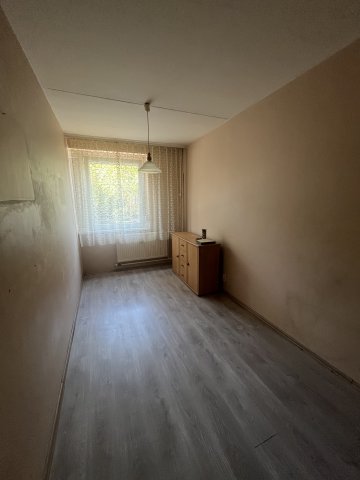 Eladó téglalakás, Nyíregyházán 42.5 M Ft, 2+1 szobás