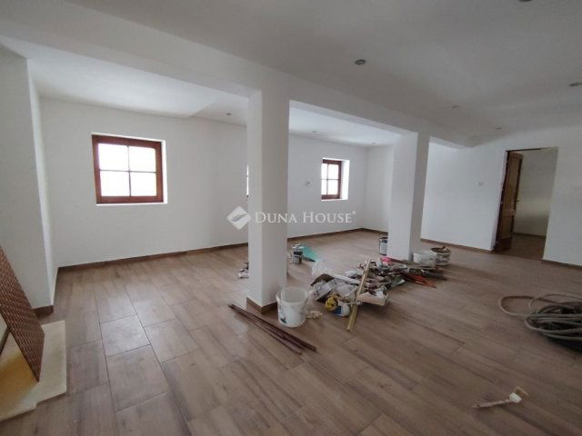 Eladó mezogazdasagi ingatlan, Szatymazon 32 M Ft, 4 szobás