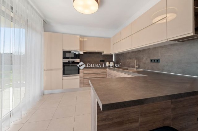 Eladó téglalakás, Budapesten, XI. kerületben 269 M Ft, 5 szobás