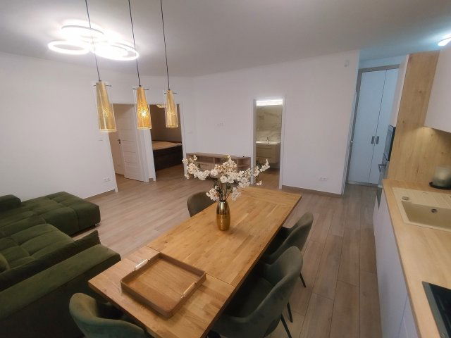 Kiadó téglalakás, albérlet, Győrött 320 E Ft / hó, 4 szobás