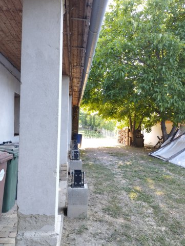 Eladó családi ház, Bakonyszentkirályon 45 M Ft, 3 szobás
